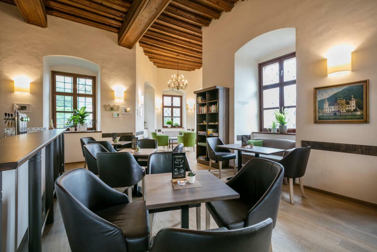Jufa Hotel Schloss Roethelstein Admont Exterior foto